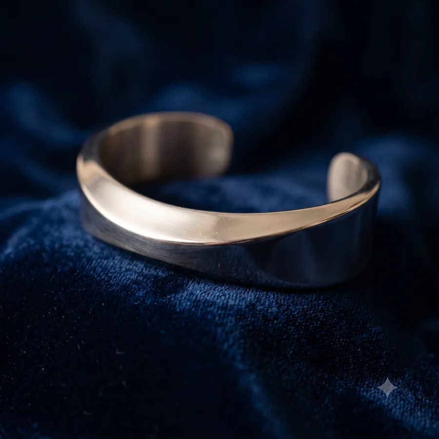 Cuff bangle from a Cleora edit