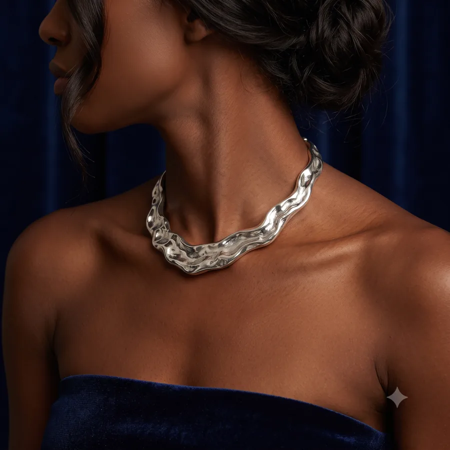 Necklace from a Cleora edit